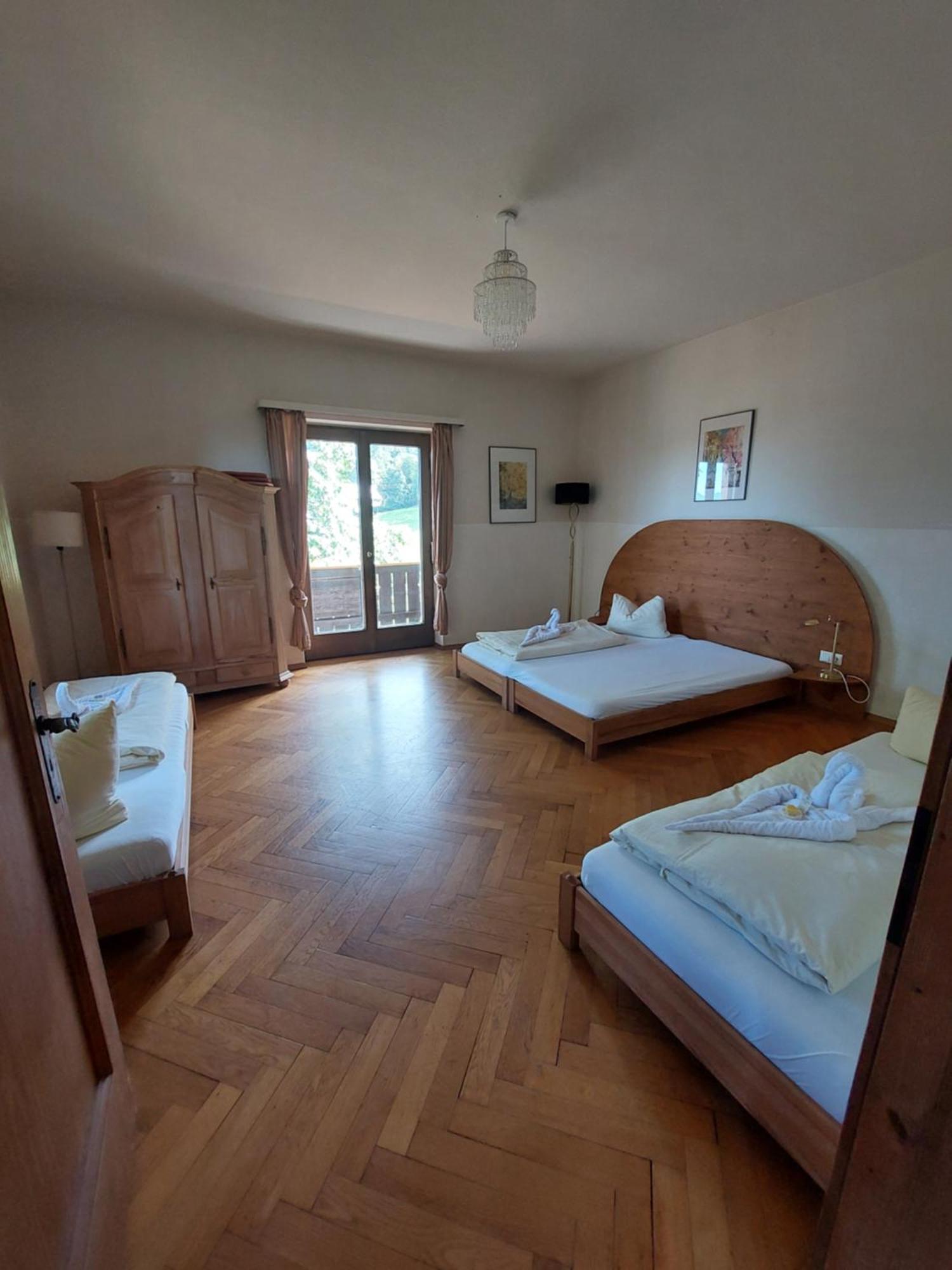 Landhaus Schoenblick Bad Kohlgrub Esterno foto